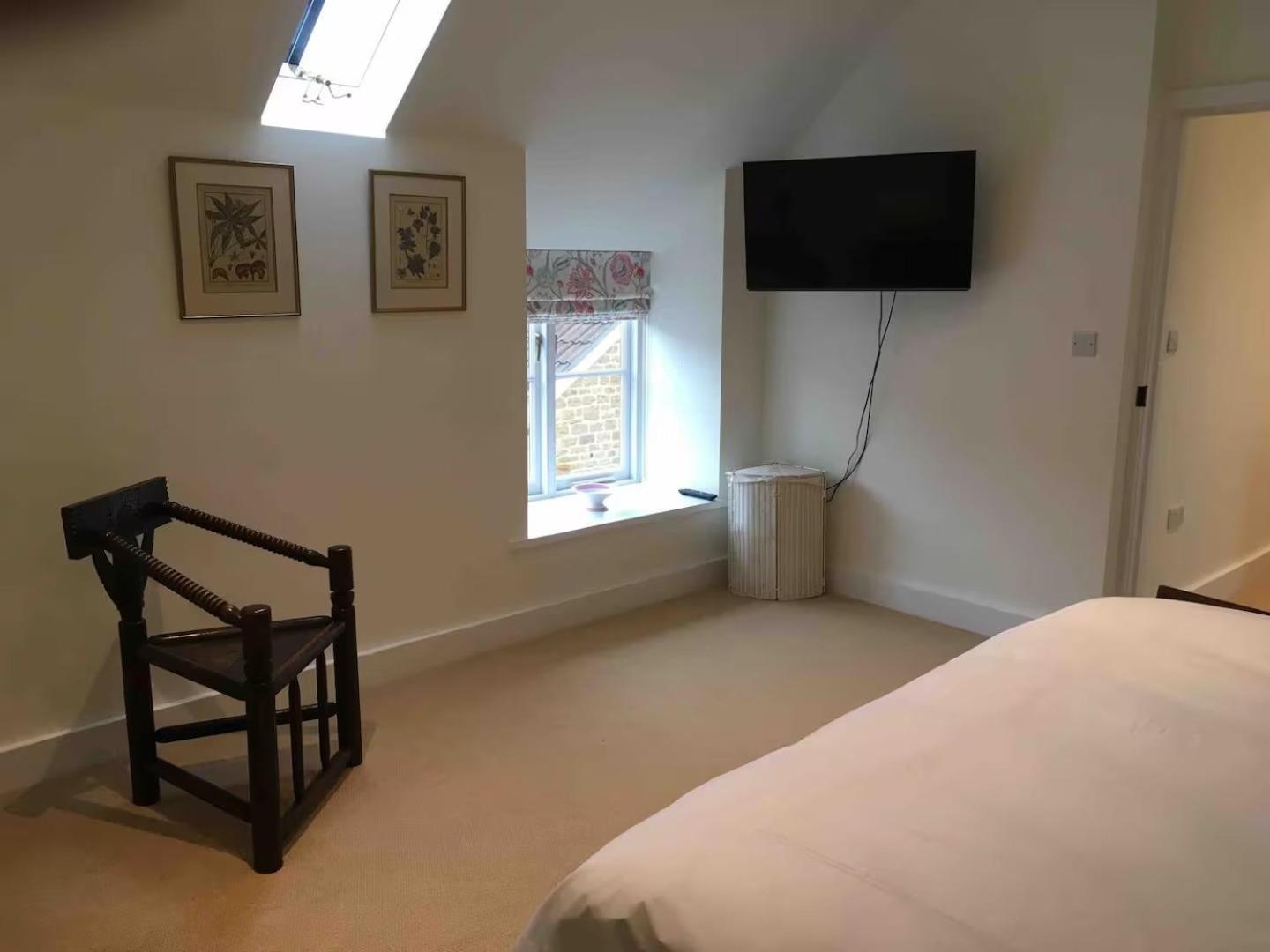 Rusticretreat-4guests-fireplace-parking-garden Hinton Saint George